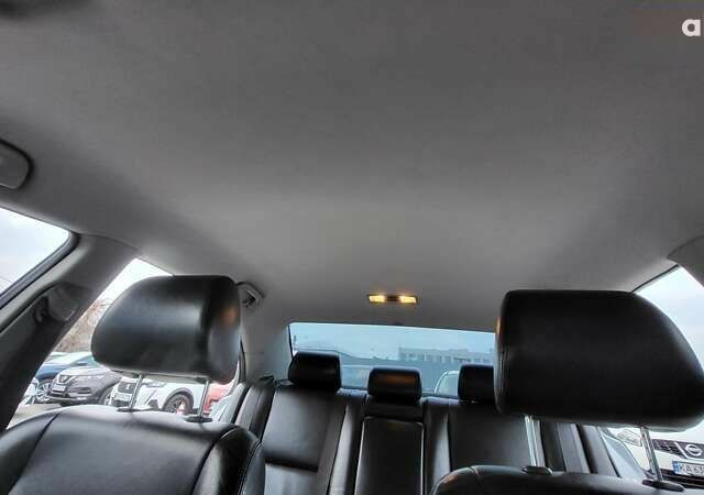 Тойота Авенсис, объемом двигателя 2 л и пробегом 286 тыс. км за 7500 $, фото 6 на Automoto.ua