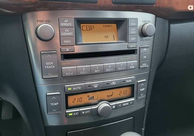 Тойота Авенсис, объемом двигателя 2 л и пробегом 286 тыс. км за 7500 $, фото 7 на Automoto.ua