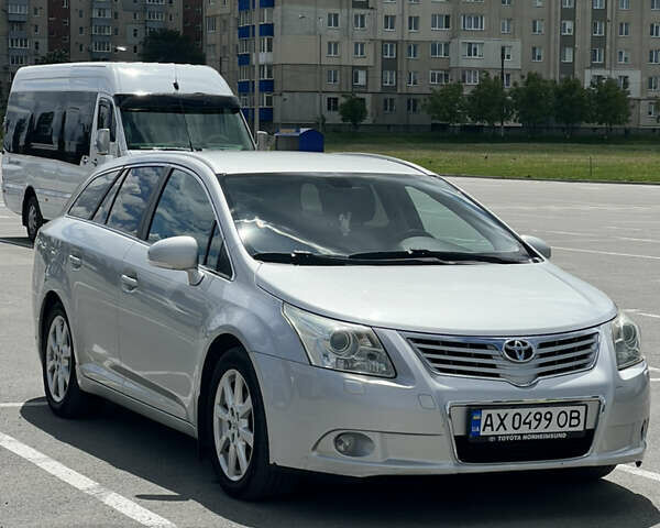 Тойота Авенсіс, об'ємом двигуна 2 л та пробігом 230 тис. км за 8100 $, фото 2 на Automoto.ua