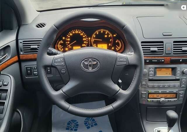 Тойота Авенсис, объемом двигателя 2 л и пробегом 286 тыс. км за 7500 $, фото 2 на Automoto.ua