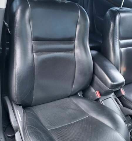 Тойота Авенсис, объемом двигателя 2 л и пробегом 286 тыс. км за 7500 $, фото 4 на Automoto.ua