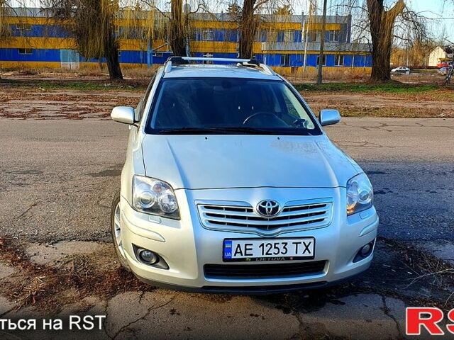 Тойота Авенсіс, об'ємом двигуна 2 л та пробігом 185 тис. км за 7500 $, фото 3 на Automoto.ua