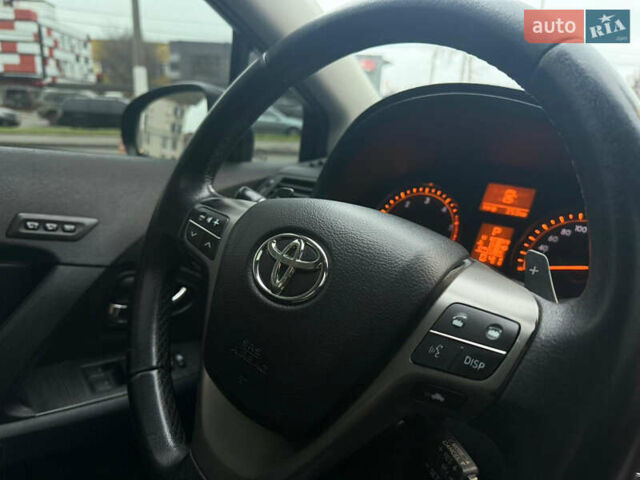 Тойота Авенсіс, об'ємом двигуна 2.2 л та пробігом 299 тис. км за 8500 $, фото 7 на Automoto.ua