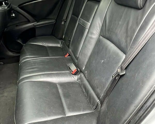 Тойота Авенсис, объемом двигателя 2.2 л и пробегом 210 тыс. км за 9200 $, фото 28 на Automoto.ua