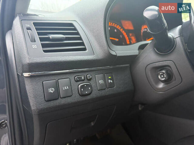 Тойота Авенсіс, об'ємом двигуна 2.2 л та пробігом 299 тис. км за 8500 $, фото 9 на Automoto.ua
