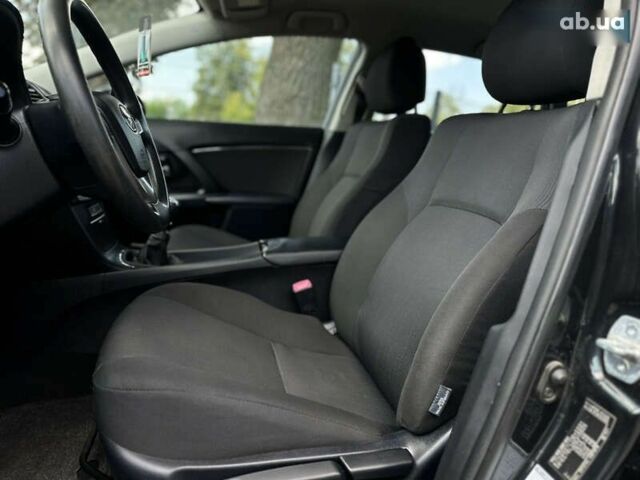 Тойота Авенсис, объемом двигателя 1.6 л и пробегом 272 тыс. км за 8500 $, фото 26 на Automoto.ua