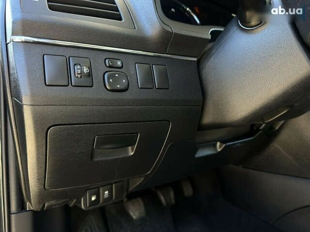 Тойота Авенсис, объемом двигателя 1.6 л и пробегом 272 тыс. км за 8500 $, фото 23 на Automoto.ua