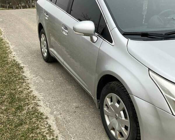 Тойота Авенсіс, об'ємом двигуна 2 л та пробігом 266 тис. км за 9700 $, фото 2 на Automoto.ua