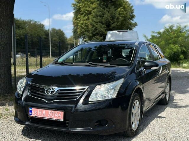 Тойота Авенсис, объемом двигателя 1.6 л и пробегом 272 тыс. км за 8500 $, фото 6 на Automoto.ua