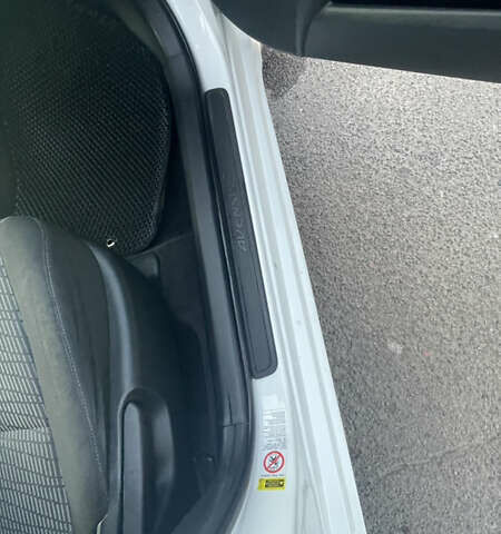 Тойота Авенсіс, об'ємом двигуна 2.23 л та пробігом 302 тис. км за 7700 $, фото 49 на Automoto.ua