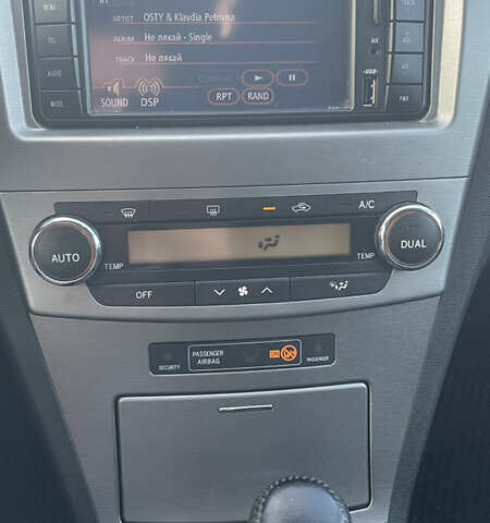 Тойота Авенсіс, об'ємом двигуна 2.23 л та пробігом 302 тис. км за 7700 $, фото 71 на Automoto.ua