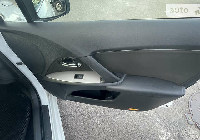 Тойота Авенсіс, об'ємом двигуна 2.23 л та пробігом 302 тис. км за 7700 $, фото 48 на Automoto.ua