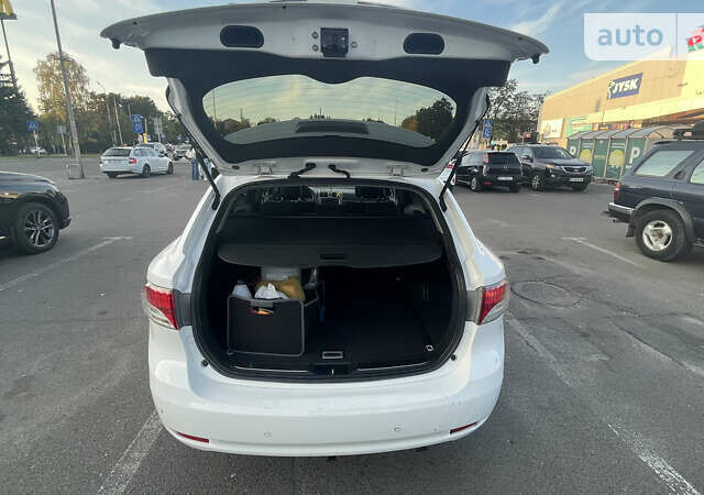 Тойота Авенсіс, об'ємом двигуна 2.23 л та пробігом 302 тис. км за 7700 $, фото 54 на Automoto.ua