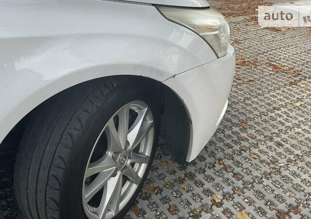 Тойота Авенсіс, об'ємом двигуна 2.23 л та пробігом 302 тис. км за 7700 $, фото 3 на Automoto.ua