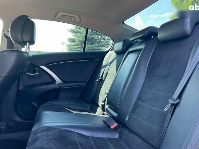 Тойота Авенсіс, об'ємом двигуна 2 л та пробігом 198 тис. км за 11650 $, фото 13 на Automoto.ua