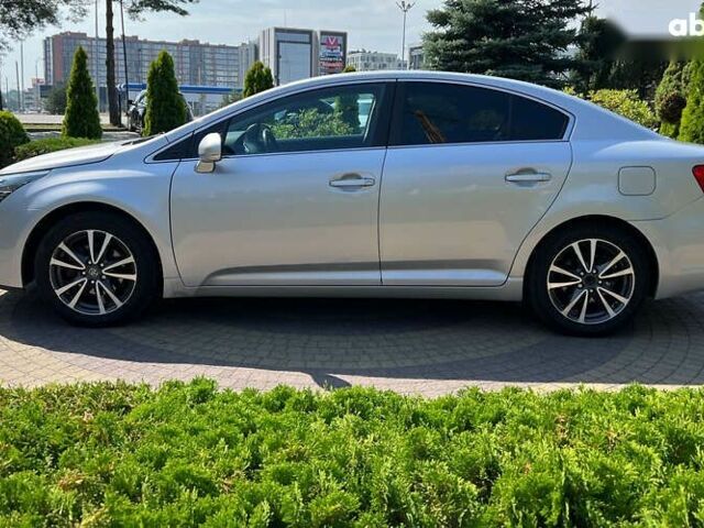 Тойота Авенсіс, об'ємом двигуна 2 л та пробігом 198 тис. км за 11650 $, фото 3 на Automoto.ua