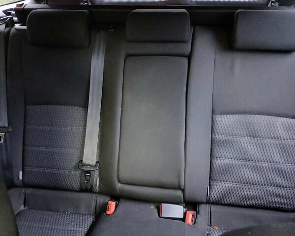 Тойота Авенсис, объемом двигателя 2.23 л и пробегом 277 тыс. км за 8999 $, фото 6 на Automoto.ua