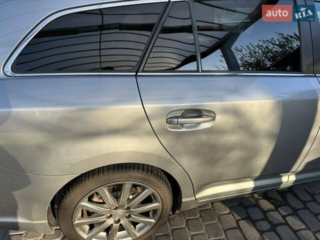 Тойота Авенсис, объемом двигателя 2.2 л и пробегом 180 тыс. км за 10600 $, фото 5 на Automoto.ua