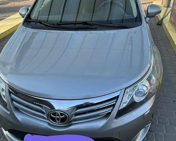 Тойота Авенсис, объемом двигателя 2.2 л и пробегом 180 тыс. км за 10600 $, фото 4 на Automoto.ua