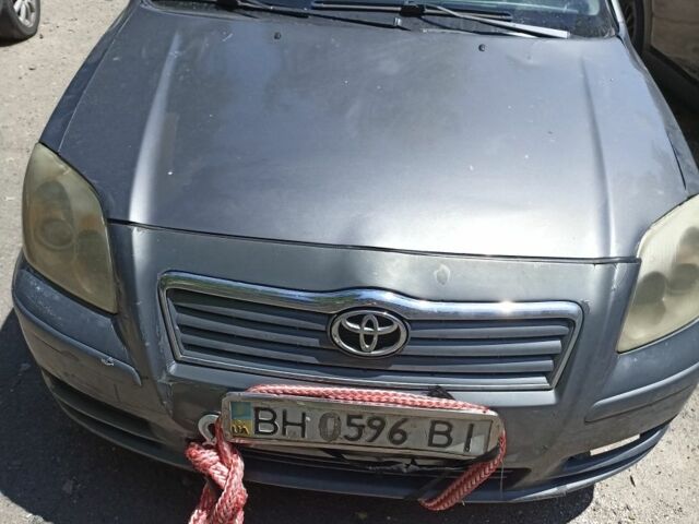 Серый Тойота Авенсис, объемом двигателя 2 л и пробегом 427 тыс. км за 2000 $, фото 3 на Automoto.ua
