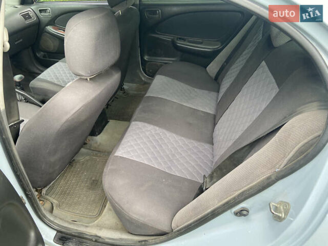 Серый Тойота Авенсис, объемом двигателя 1.8 л и пробегом 393 тыс. км за 3501 $, фото 20 на Automoto.ua