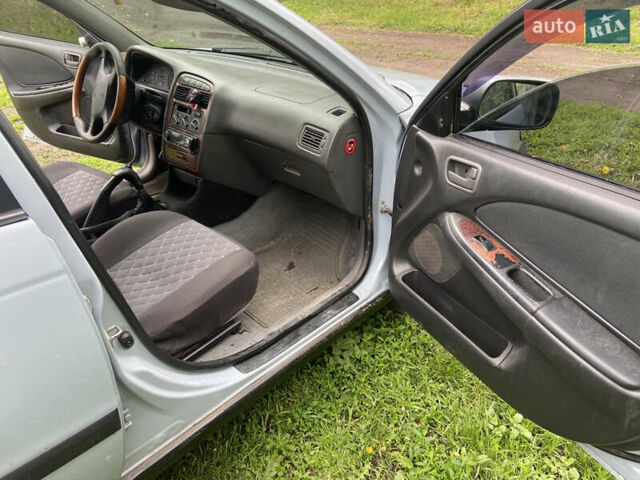 Серый Тойота Авенсис, объемом двигателя 1.8 л и пробегом 393 тыс. км за 3501 $, фото 18 на Automoto.ua