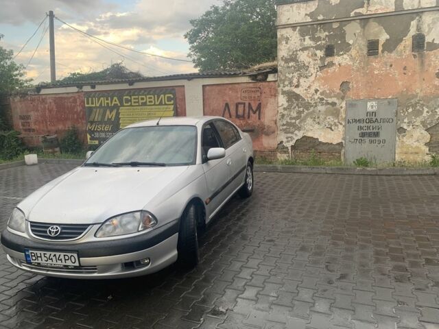 Сірий Тойота Авенсіс, об'ємом двигуна 2 л та пробігом 170 тис. км за 2600 $, фото 3 на Automoto.ua