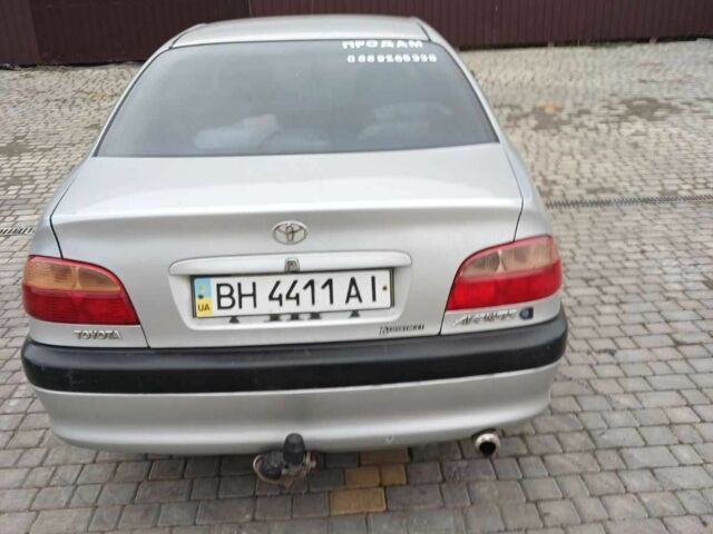 Серый Тойота Авенсис, объемом двигателя 2 л и пробегом 376 тыс. км за 2610 $, фото 1 на Automoto.ua