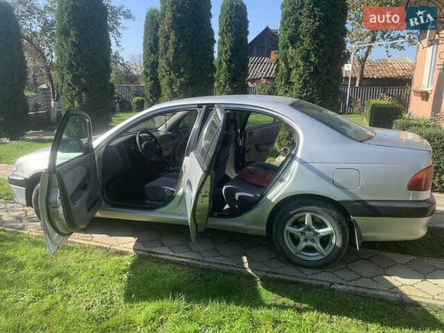 Серый Тойота Авенсис, объемом двигателя 1.8 л и пробегом 270 тыс. км за 3000 $, фото 1 на Automoto.ua