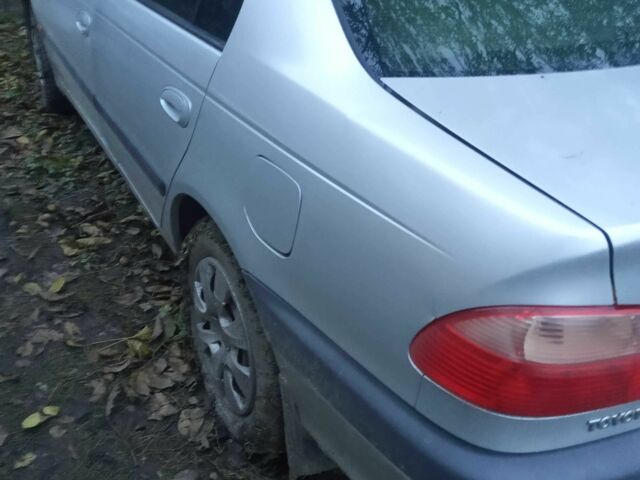 Сірий Тойота Авенсіс, об'ємом двигуна 1.8 л та пробігом 250 тис. км за 4100 $, фото 10 на Automoto.ua