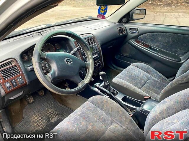 Сірий Тойота Авенсіс, об'ємом двигуна 2 л та пробігом 210 тис. км за 4000 $, фото 10 на Automoto.ua