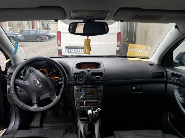 Сірий Тойота Авенсіс, об'ємом двигуна 2 л та пробігом 286 тис. км за 4900 $, фото 3 на Automoto.ua