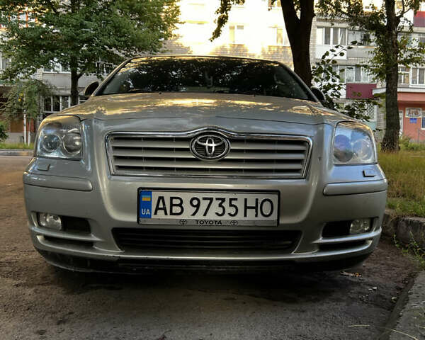 Сірий Тойота Авенсіс, об'ємом двигуна 2 л та пробігом 244 тис. км за 4400 $, фото 5 на Automoto.ua