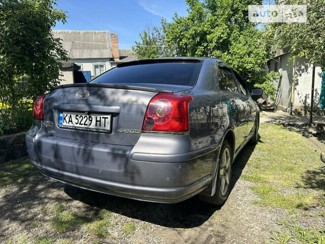 Сірий Тойота Авенсіс, об'ємом двигуна 1.8 л та пробігом 260 тис. км за 5600 $, фото 2 на Automoto.ua