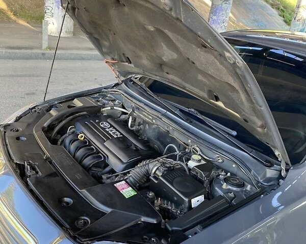 Сірий Тойота Авенсіс, об'ємом двигуна 1.8 л та пробігом 251 тис. км за 5850 $, фото 25 на Automoto.ua