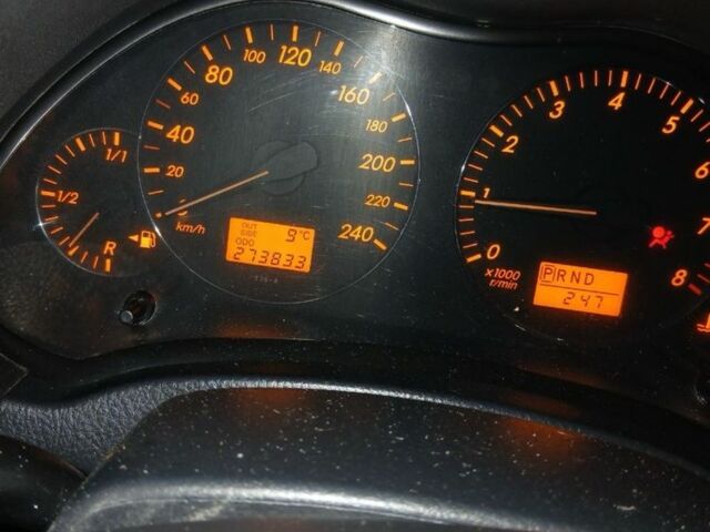 Серый Тойота Авенсис, объемом двигателя 1.8 л и пробегом 270 тыс. км за 4800 $, фото 6 на Automoto.ua