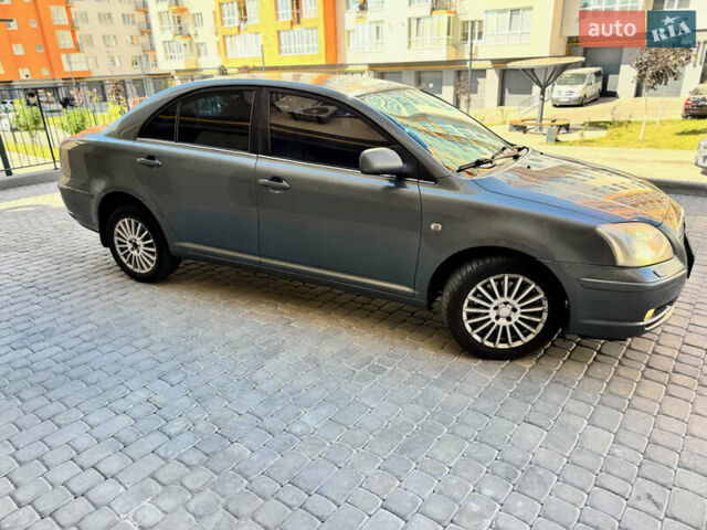 Серый Тойота Авенсис, объемом двигателя 2 л и пробегом 260 тыс. км за 5200 $, фото 6 на Automoto.ua
