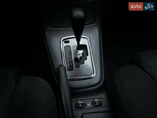 Сірий Тойота Авенсіс, об'ємом двигуна 1.79 л та пробігом 280 тис. км за 4600 $, фото 29 на Automoto.ua