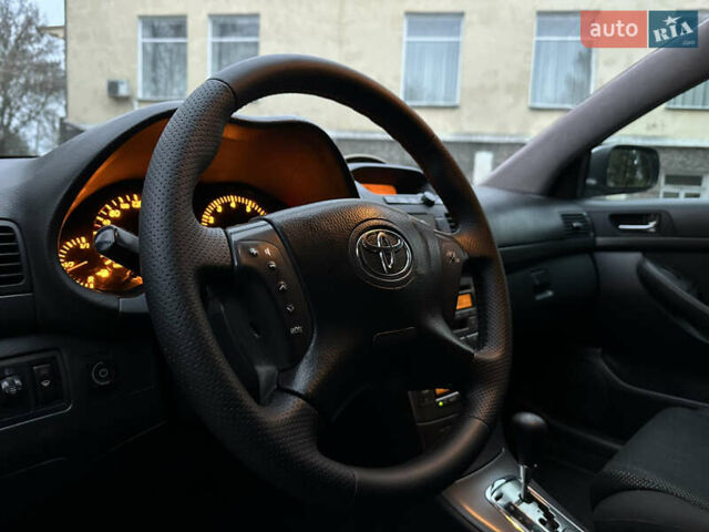 Сірий Тойота Авенсіс, об'ємом двигуна 1.79 л та пробігом 280 тис. км за 4600 $, фото 13 на Automoto.ua