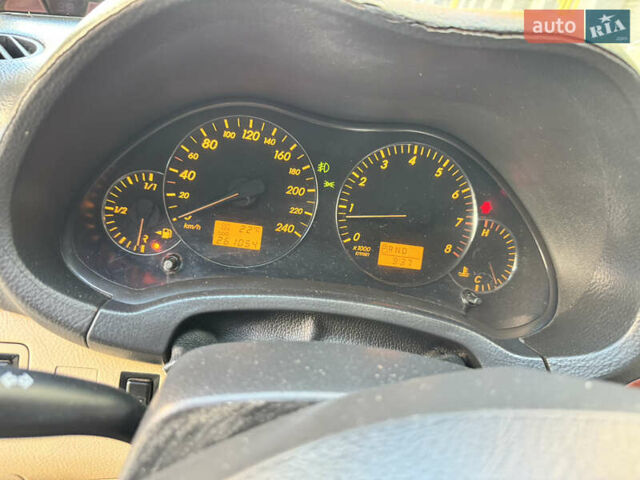 Серый Тойота Авенсис, объемом двигателя 2 л и пробегом 260 тыс. км за 5200 $, фото 18 на Automoto.ua