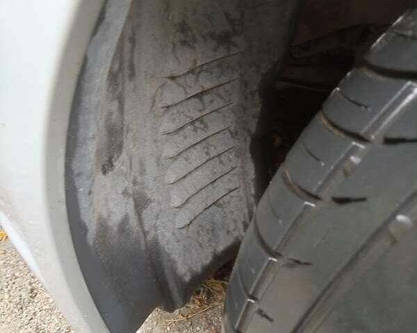 Сірий Тойота Авенсіс, об'ємом двигуна 1.79 л та пробігом 380 тис. км за 5000 $, фото 5 на Automoto.ua