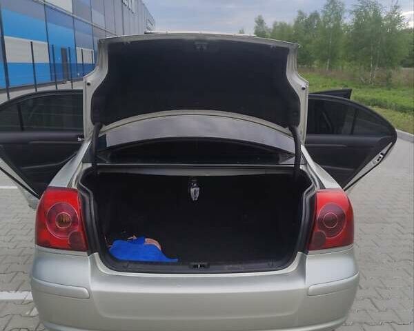Серый Тойота Авенсис, объемом двигателя 1.79 л и пробегом 298 тыс. км за 5100 $, фото 39 на Automoto.ua