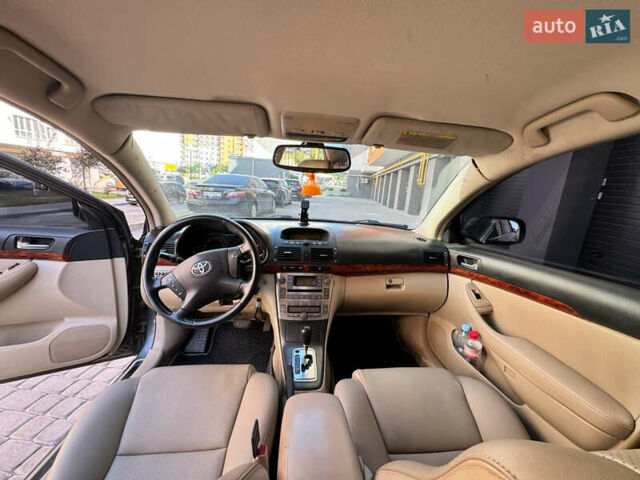 Серый Тойота Авенсис, объемом двигателя 2 л и пробегом 260 тыс. км за 5200 $, фото 25 на Automoto.ua
