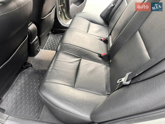 Серый Тойота Авенсис, объемом двигателя 2 л и пробегом 250 тыс. км за 4650 $, фото 64 на Automoto.ua