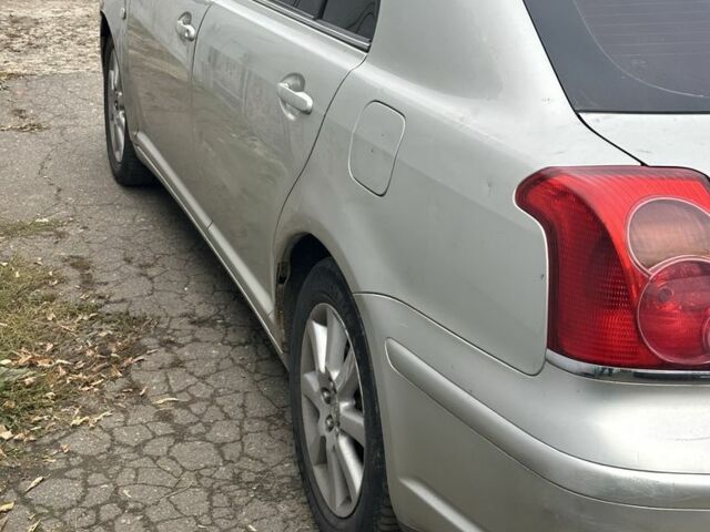 Серый Тойота Авенсис, объемом двигателя 2 л и пробегом 3 тыс. км за 5267 $, фото 1 на Automoto.ua