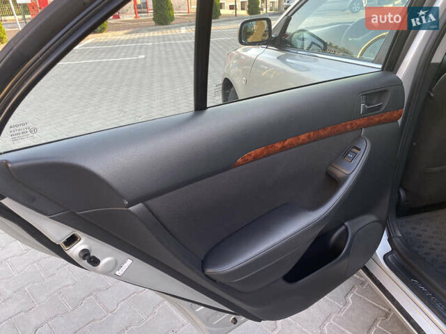 Серый Тойота Авенсис, объемом двигателя 1.8 л и пробегом 210 тыс. км за 5500 $, фото 15 на Automoto.ua