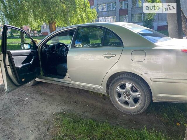 Сірий Тойота Авенсіс, об'ємом двигуна 1.8 л та пробігом 250 тис. км за 5800 $, фото 3 на Automoto.ua