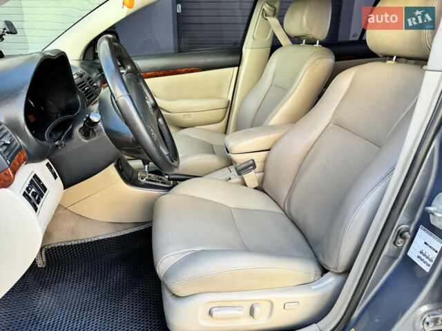 Серый Тойота Авенсис, объемом двигателя 2 л и пробегом 260 тыс. км за 5200 $, фото 16 на Automoto.ua
