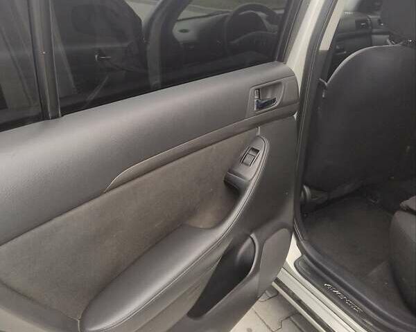 Серый Тойота Авенсис, объемом двигателя 1.79 л и пробегом 298 тыс. км за 5100 $, фото 15 на Automoto.ua