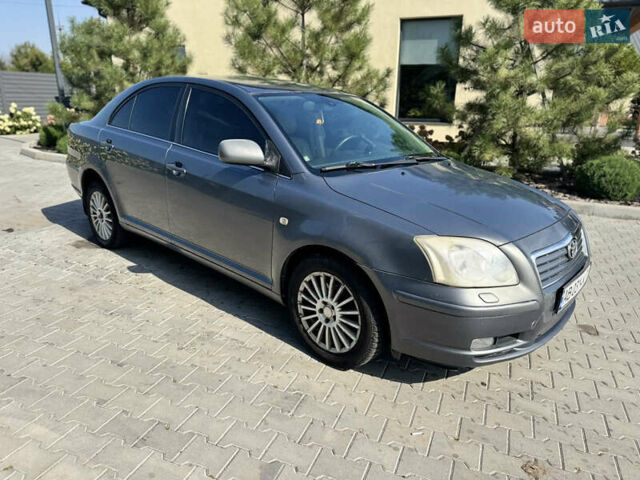 Серый Тойота Авенсис, объемом двигателя 2 л и пробегом 260 тыс. км за 4999 $, фото 2 на Automoto.ua